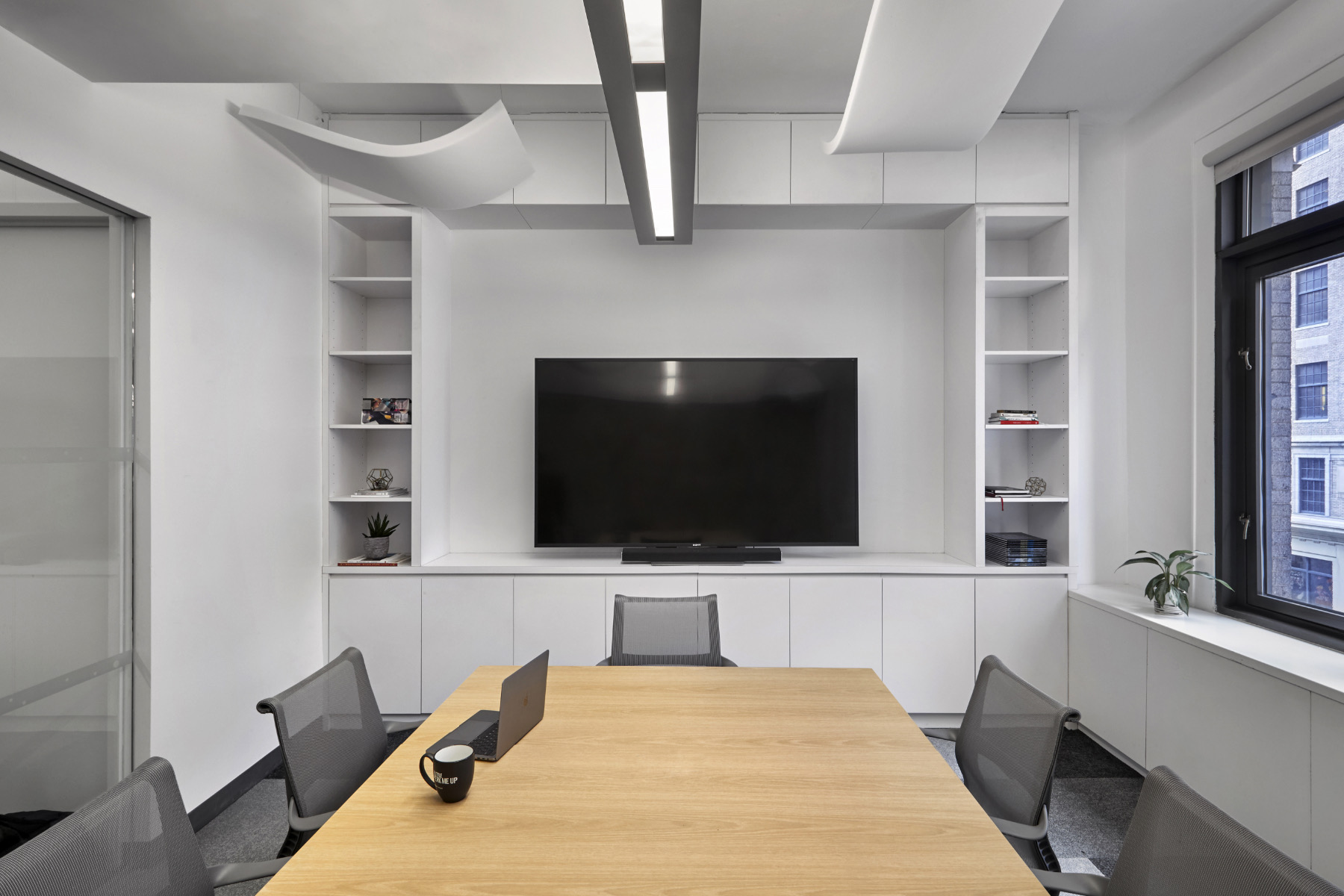 Meeting room 21grams-nyc-office-10
