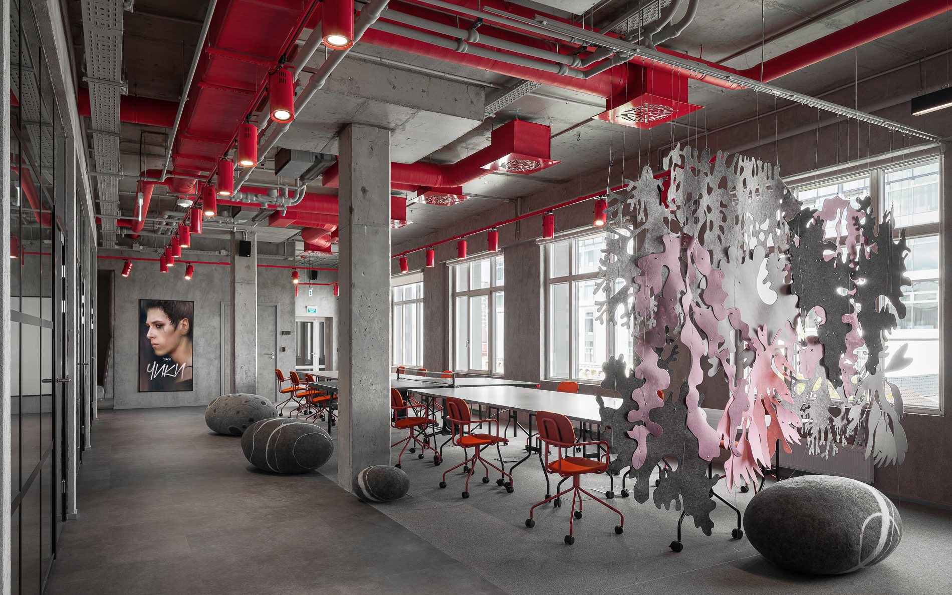 A Look Inside more.tv’s New Moscow Office