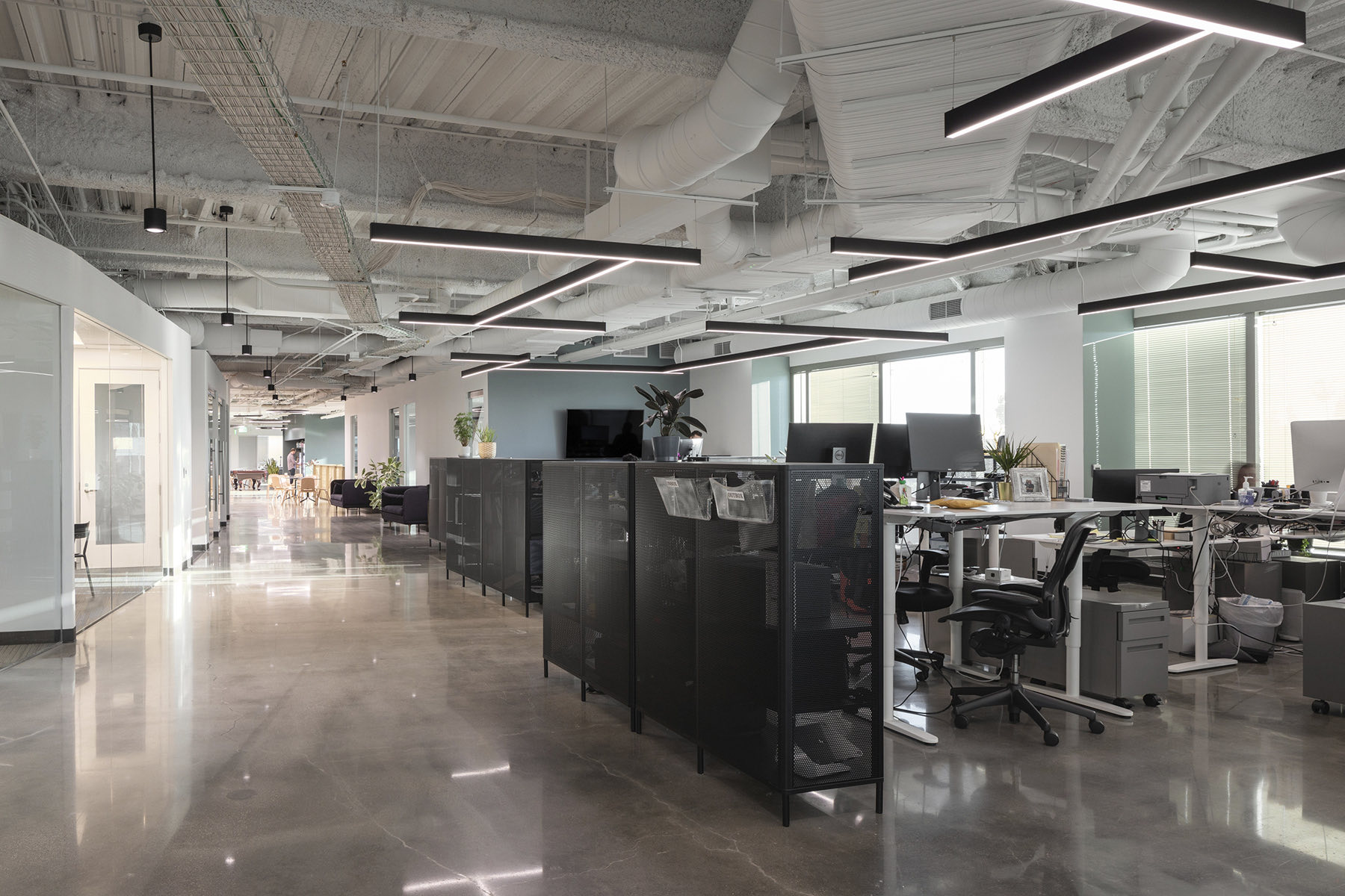 Open-plan workspace all3media-la-office-5