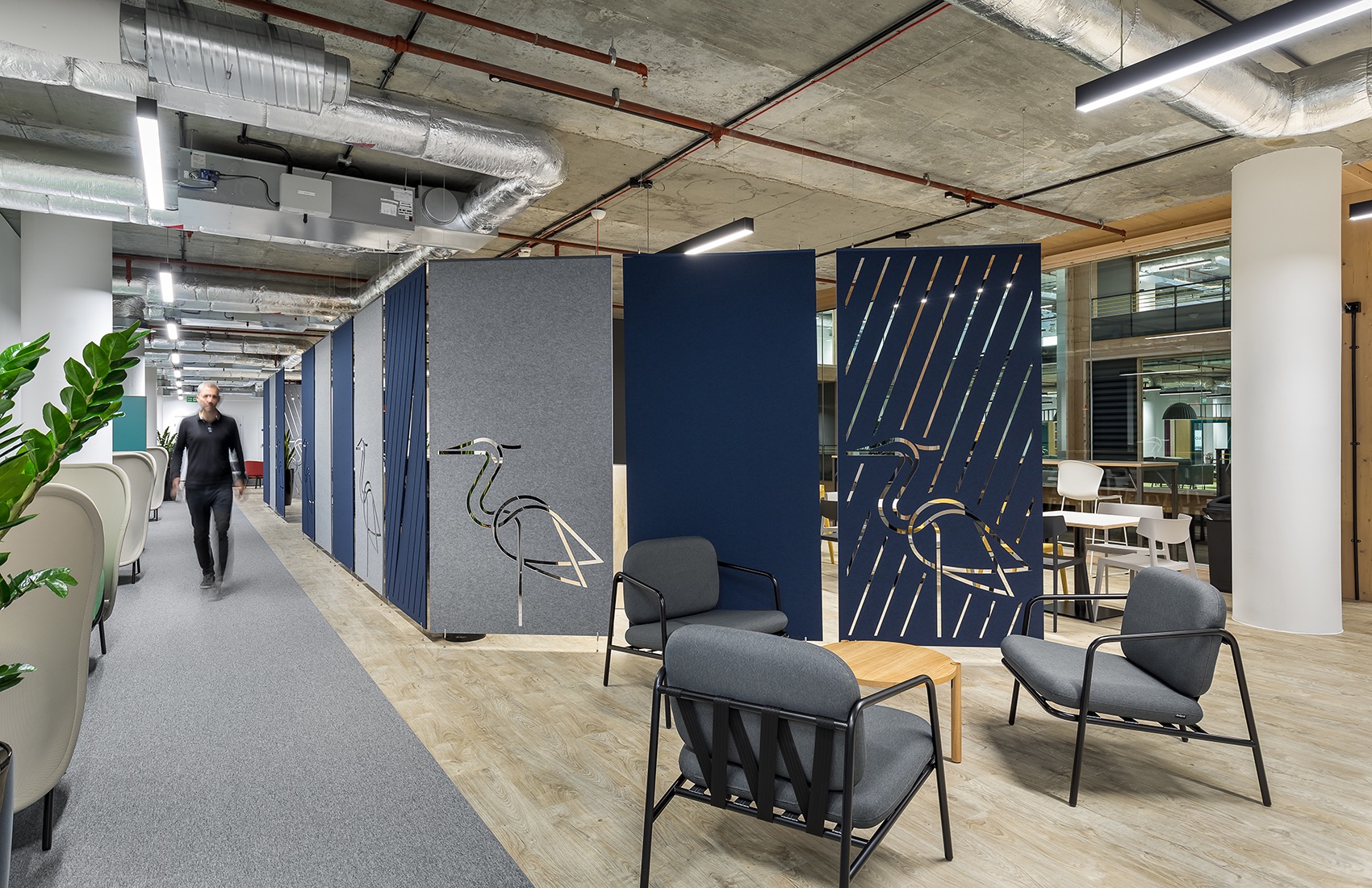 Lounge anglia-ruskin-university-office-london-20