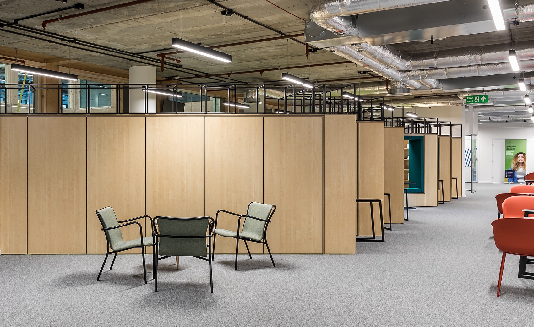 Waiting area anglia-ruskin-university-office-london-4