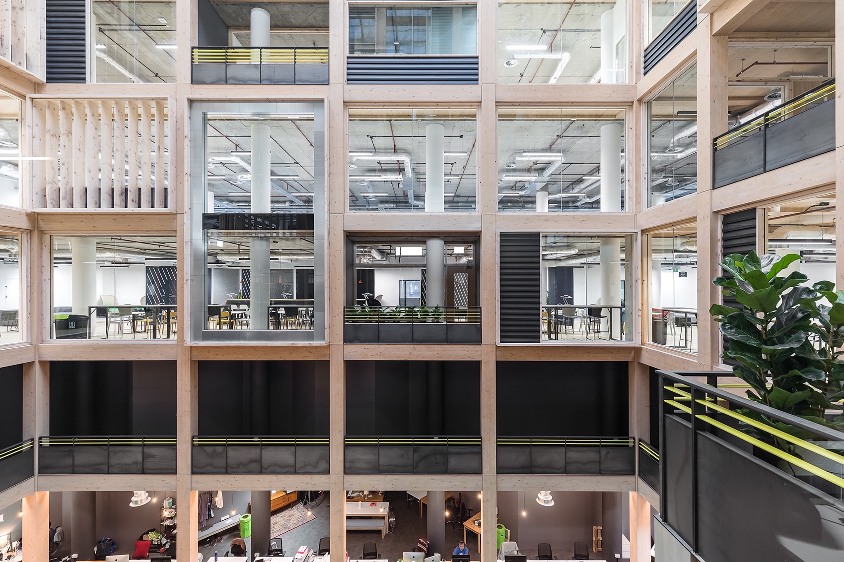 Atrium anglia-ruskin-university-office-london-7