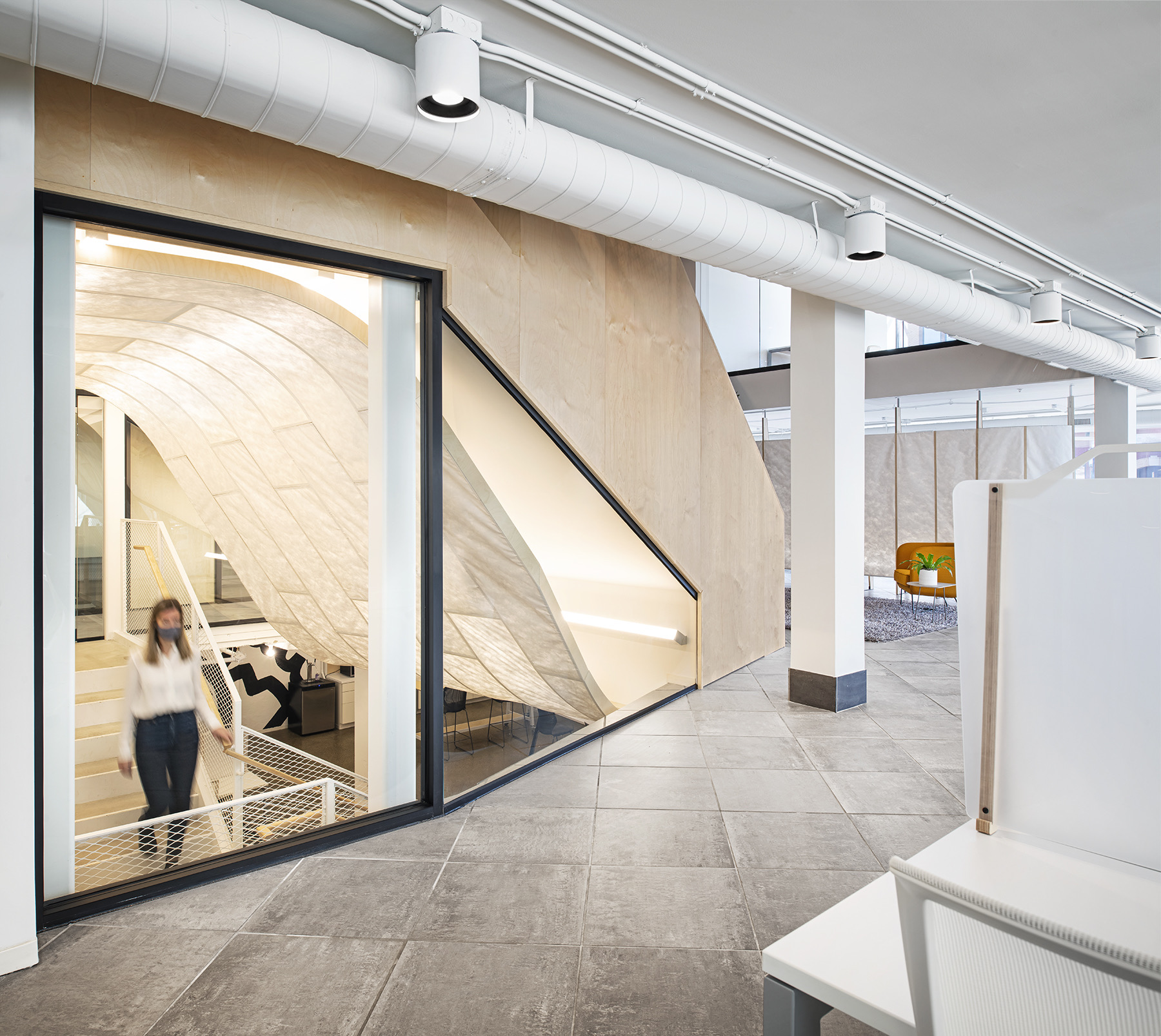 Corridor bamboo-office-2