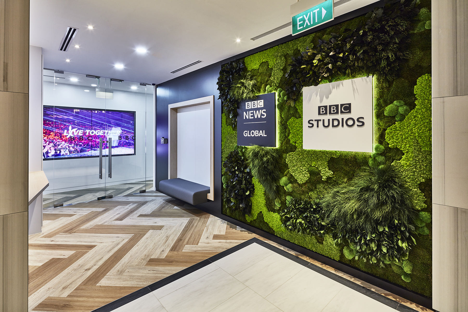 Entrance / BBC Studios and BBC Global News are trademarks of the British Broadcasting Corporation and are used under license bbc-studios-singapore-office-1