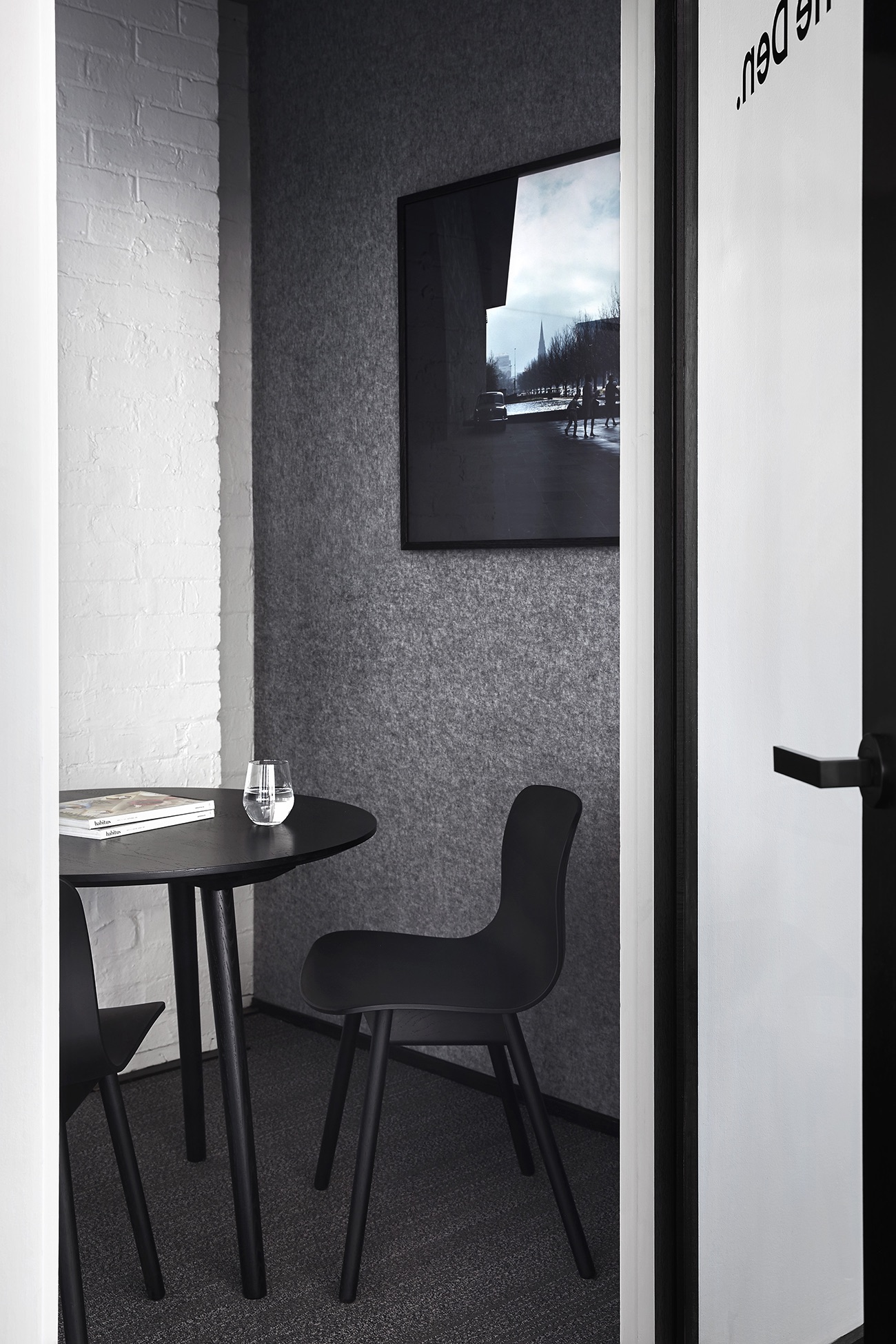 Phone booth candlefox-melbourne-office-2