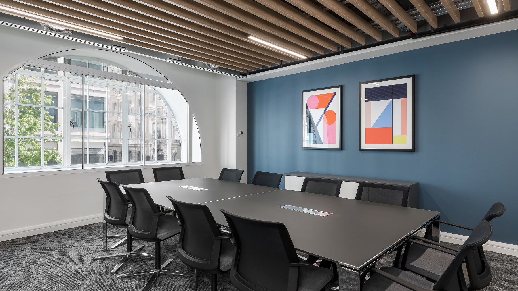 Meeting room crown-court-office-3