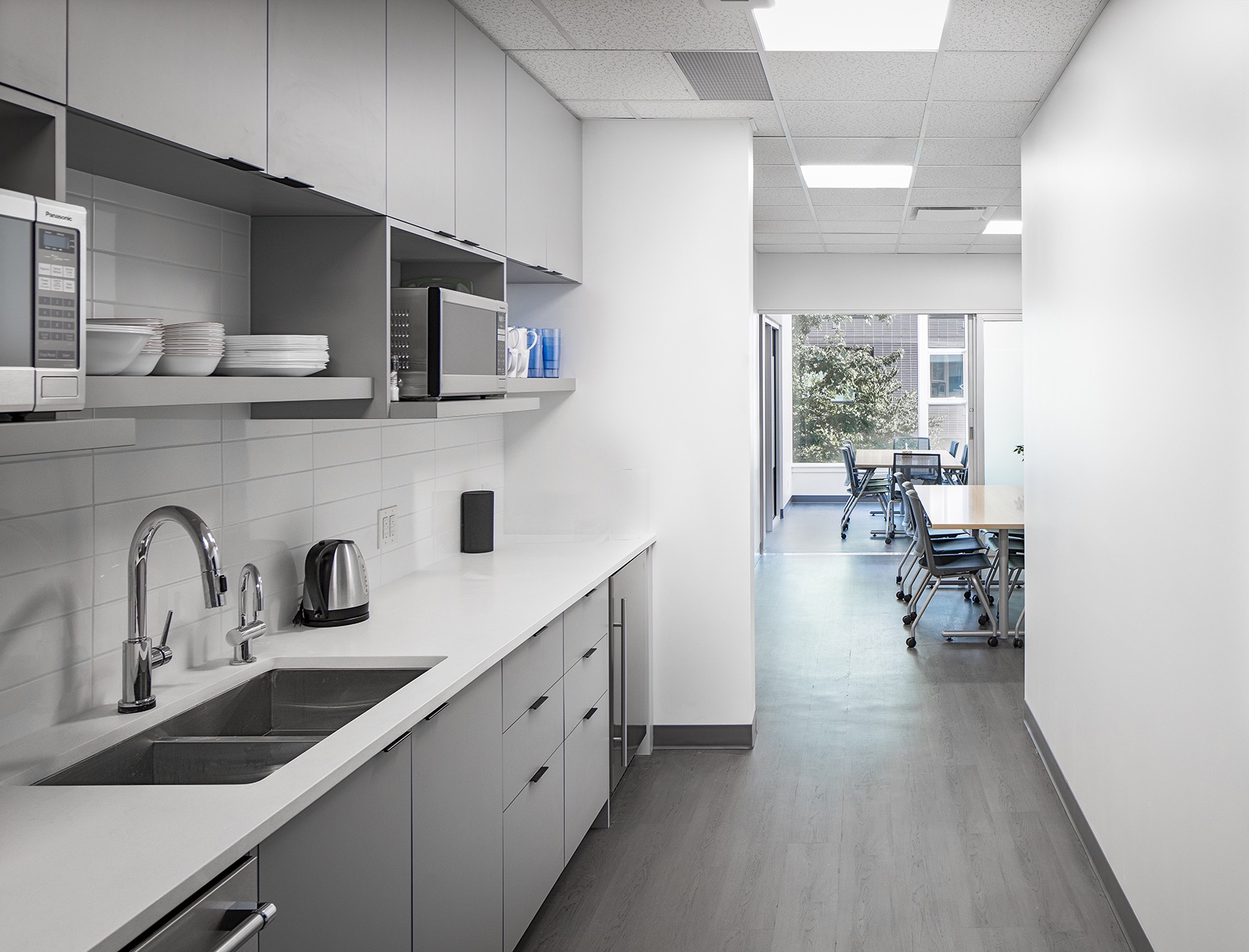 Kitchen financial-operation-offices-vancouver-6