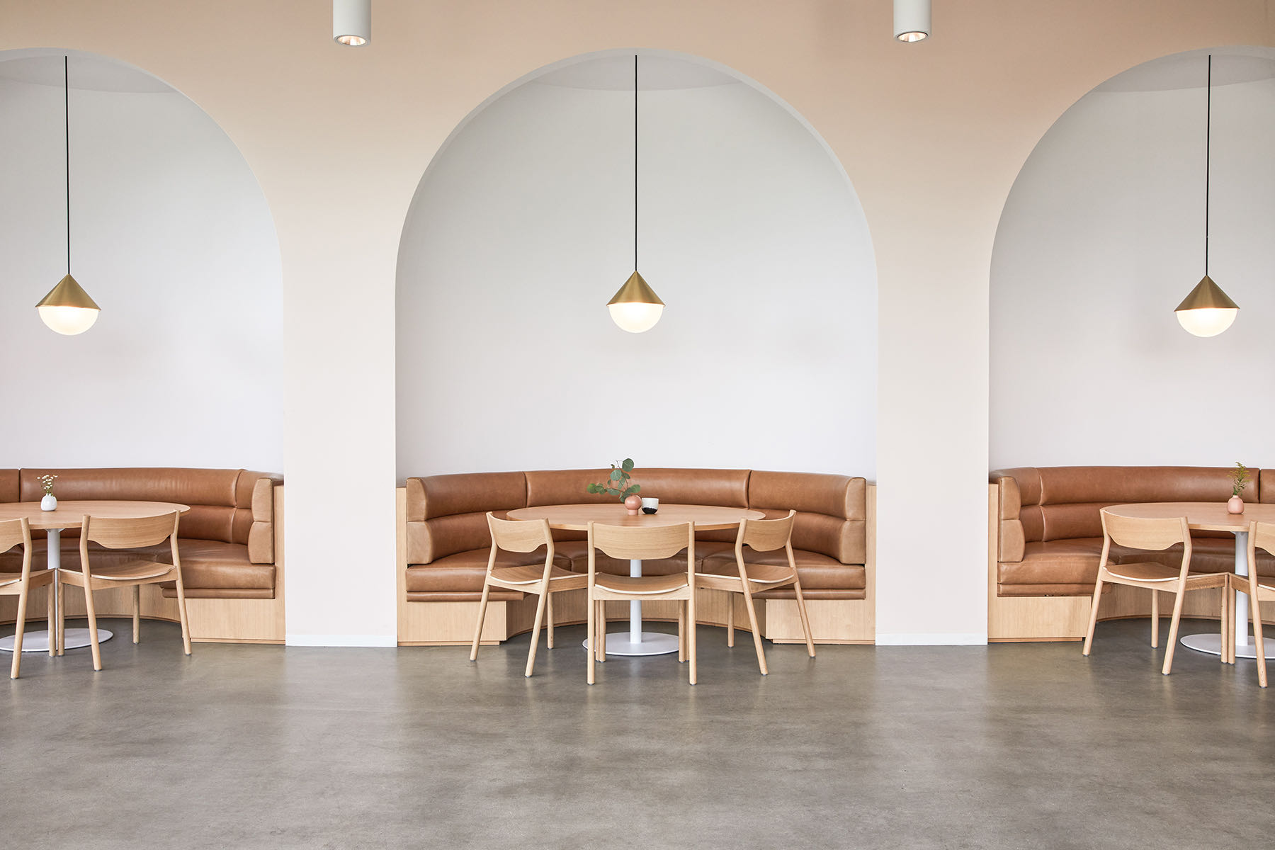 Communal space goop-santa-monica-office-14