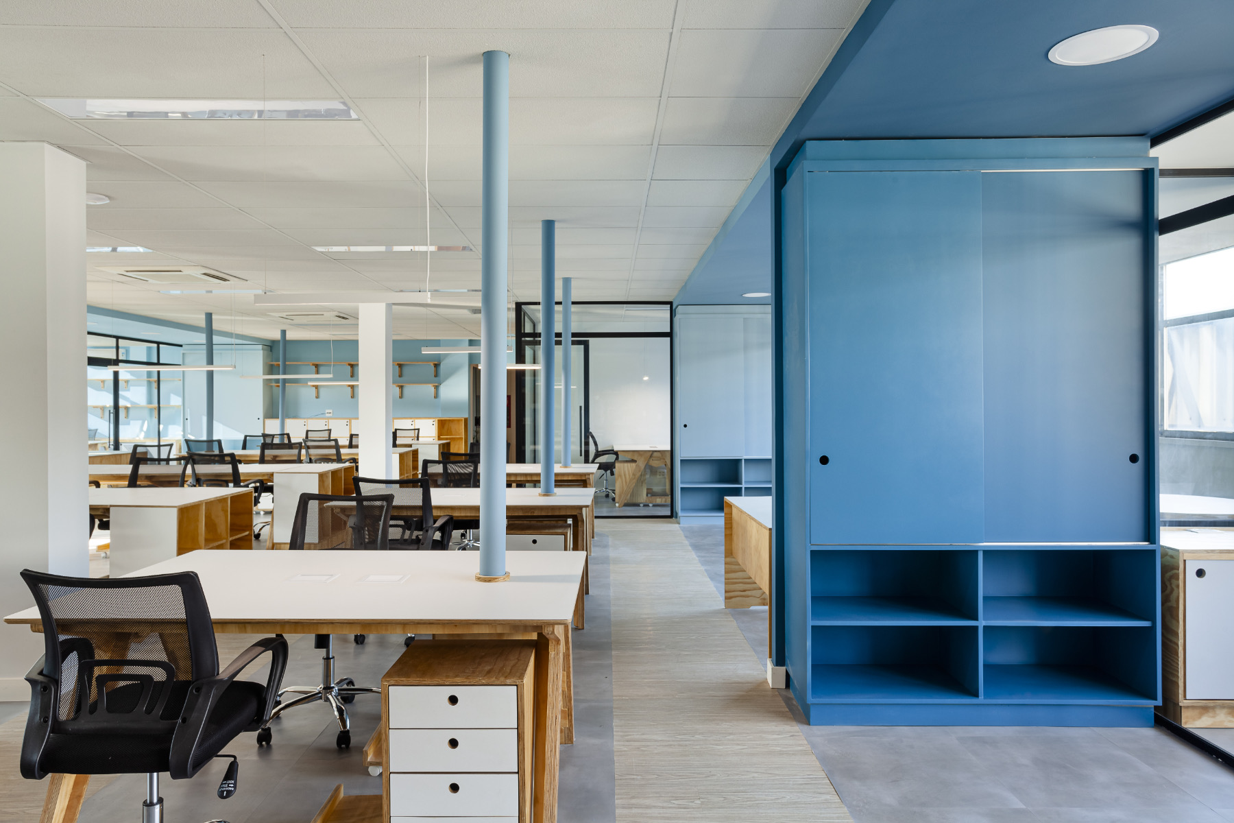 Workstations h-record-rio-office-16