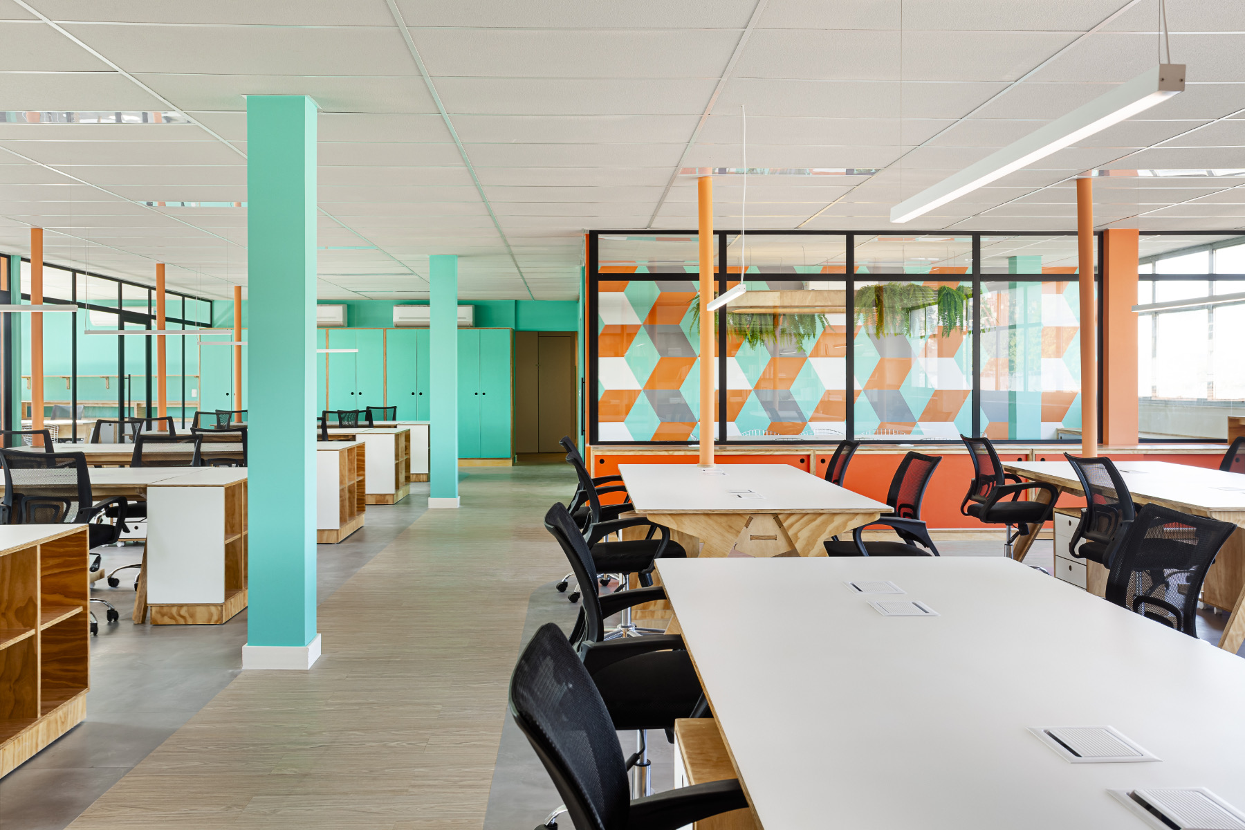 A Tour of Grupo Editorial Record’s Rio de Janeiro Office