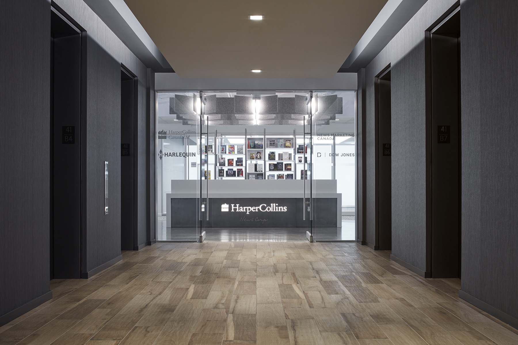 Elevator lobby harper-collins-office-toronto-5