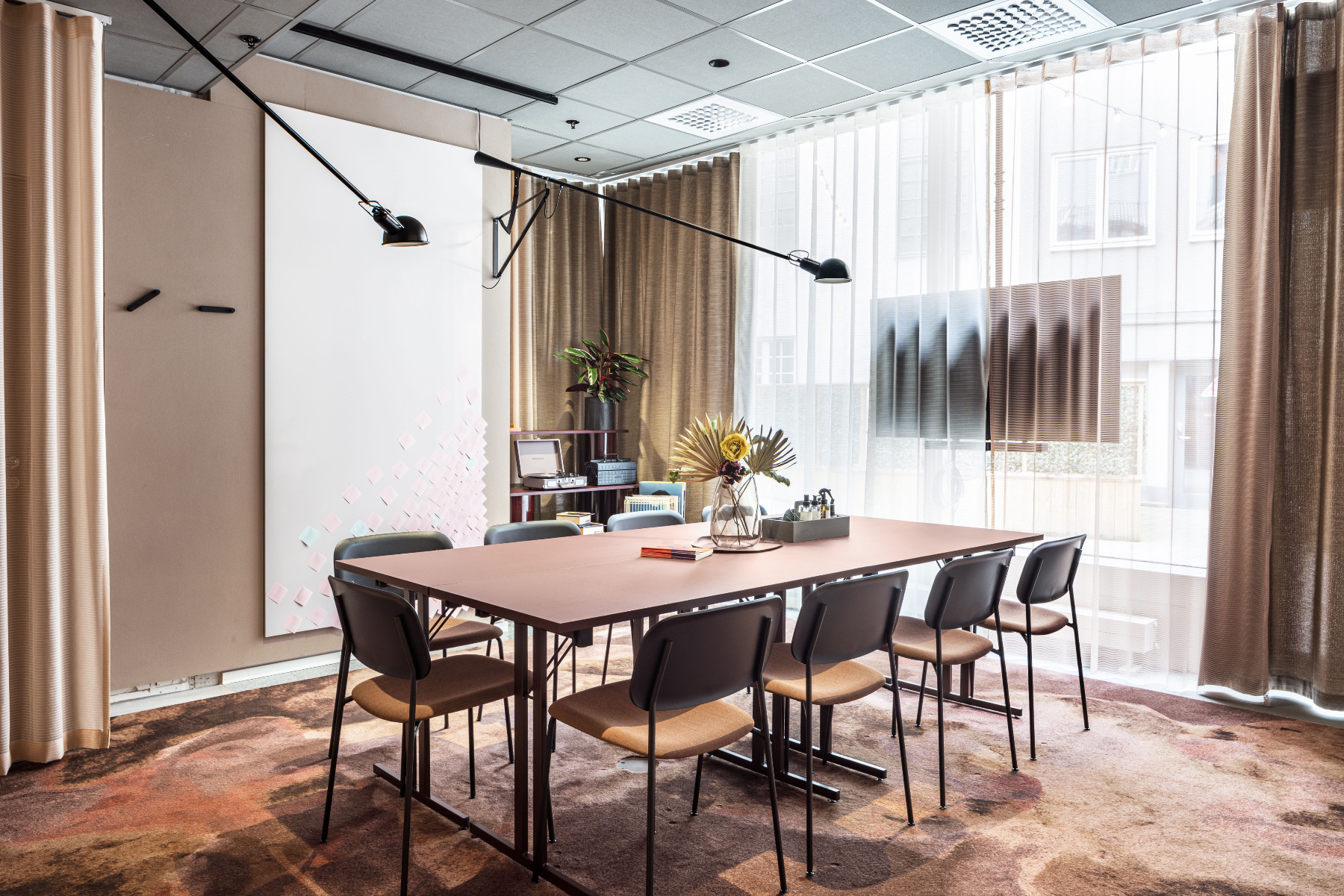 Collaborative space helio-sundyberg-coworking-7