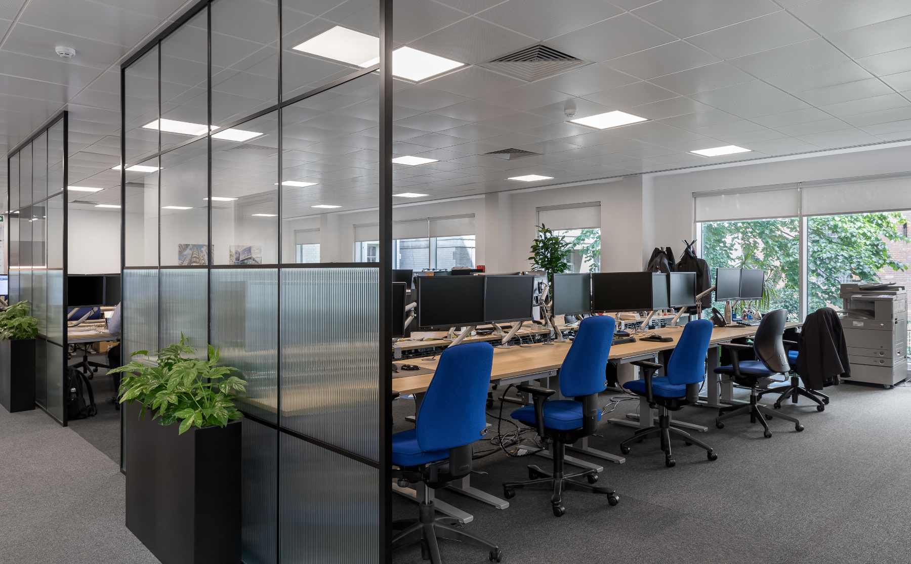 Workstations jaguar-office-london-6