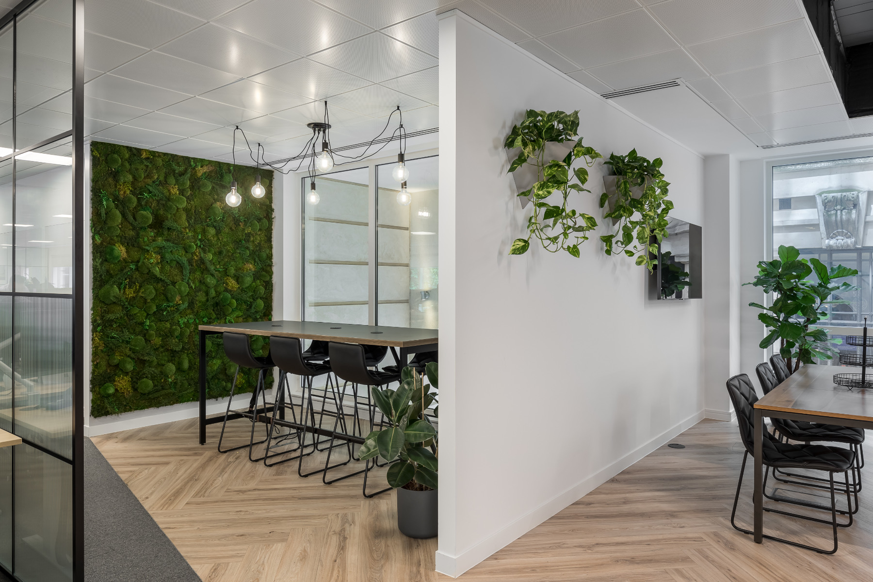 Meeting space jaguar-office-london-8