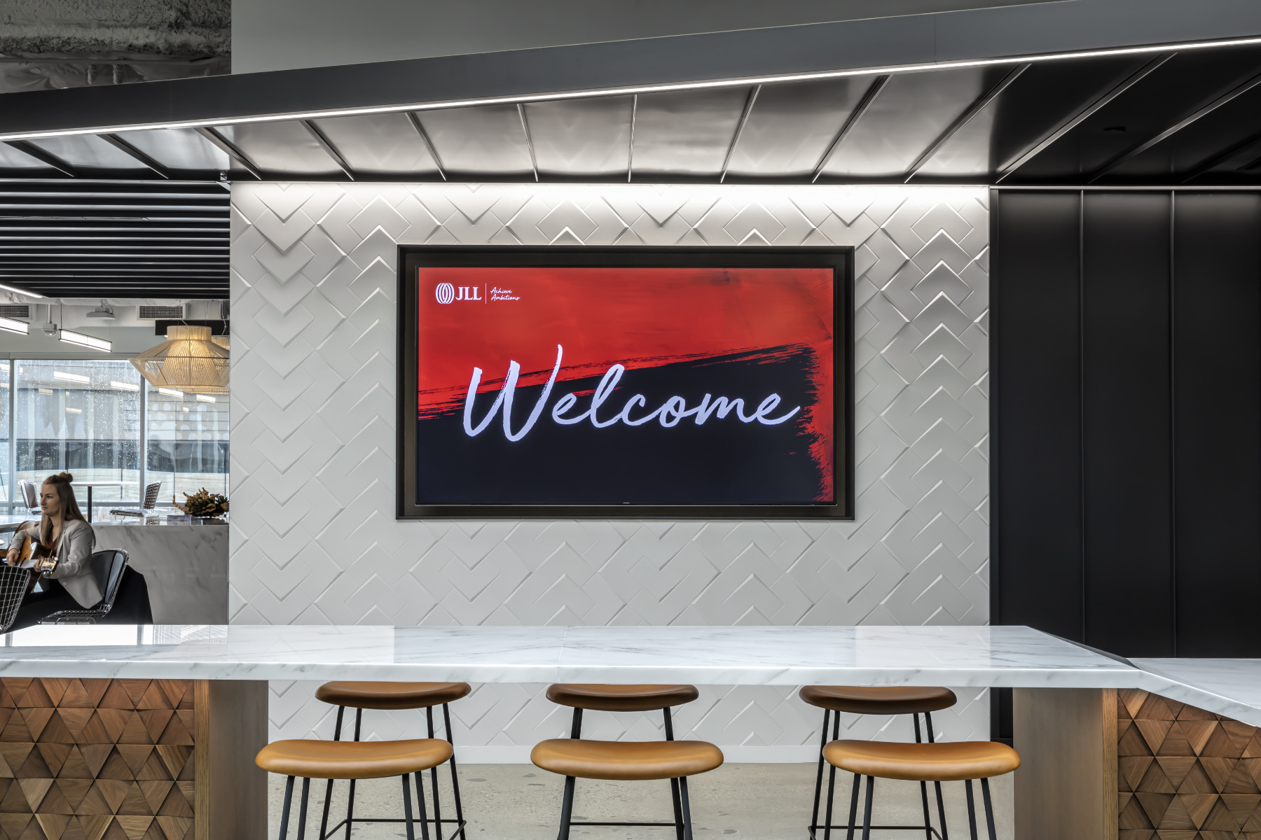 Communal space jll-irvine-office-6
