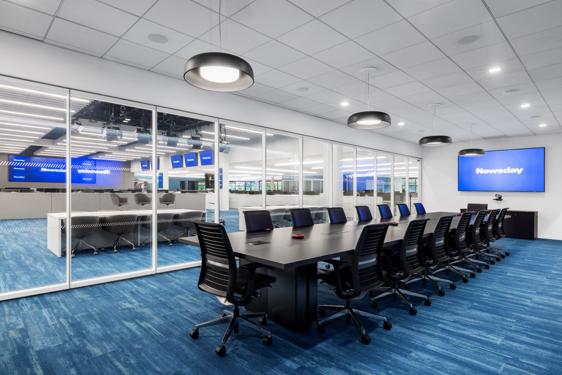 Meeting room newsday-office-11