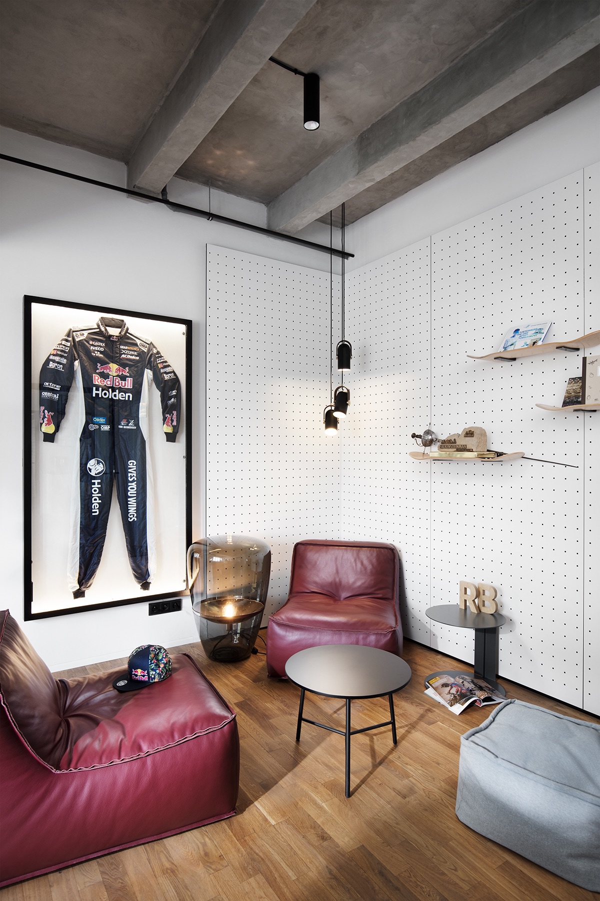 Executive office redbull-prague-office-12