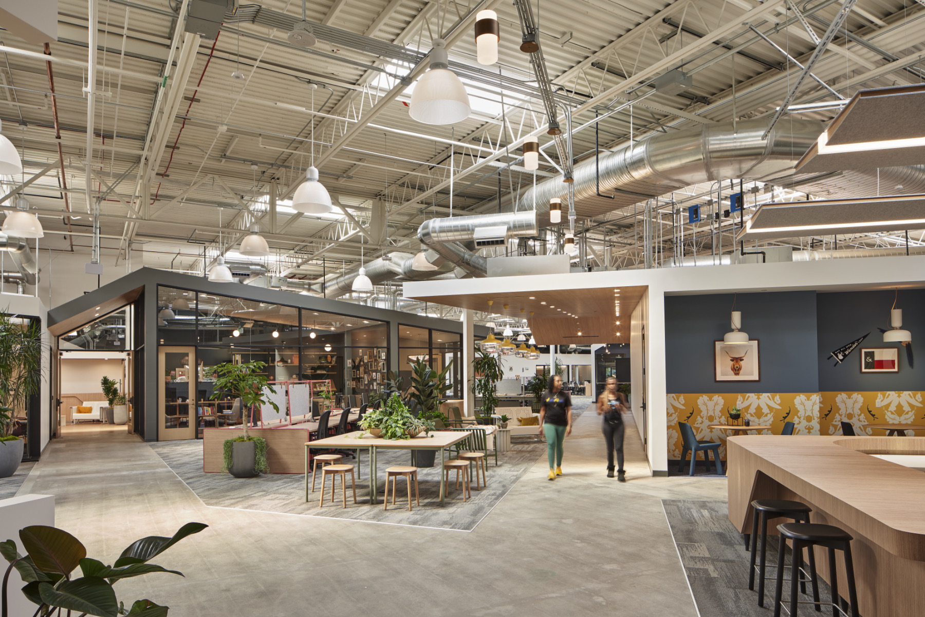 Breakout space saatchi-and-saatchi-la-office-2