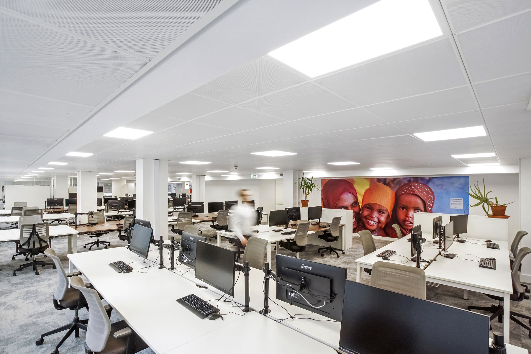 Breakout space save-the-children-international-office-6