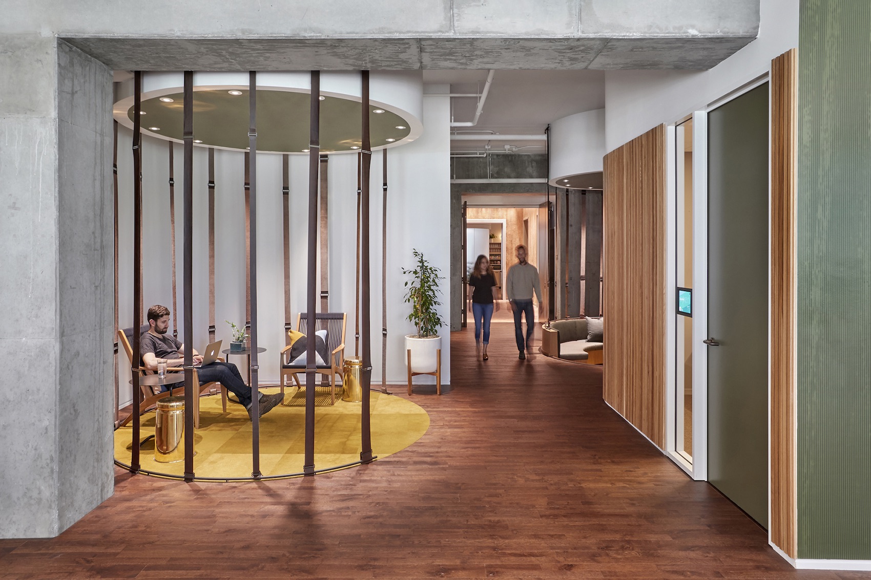 Semi-private communal lounges slack-kancelare-san-francisco-10