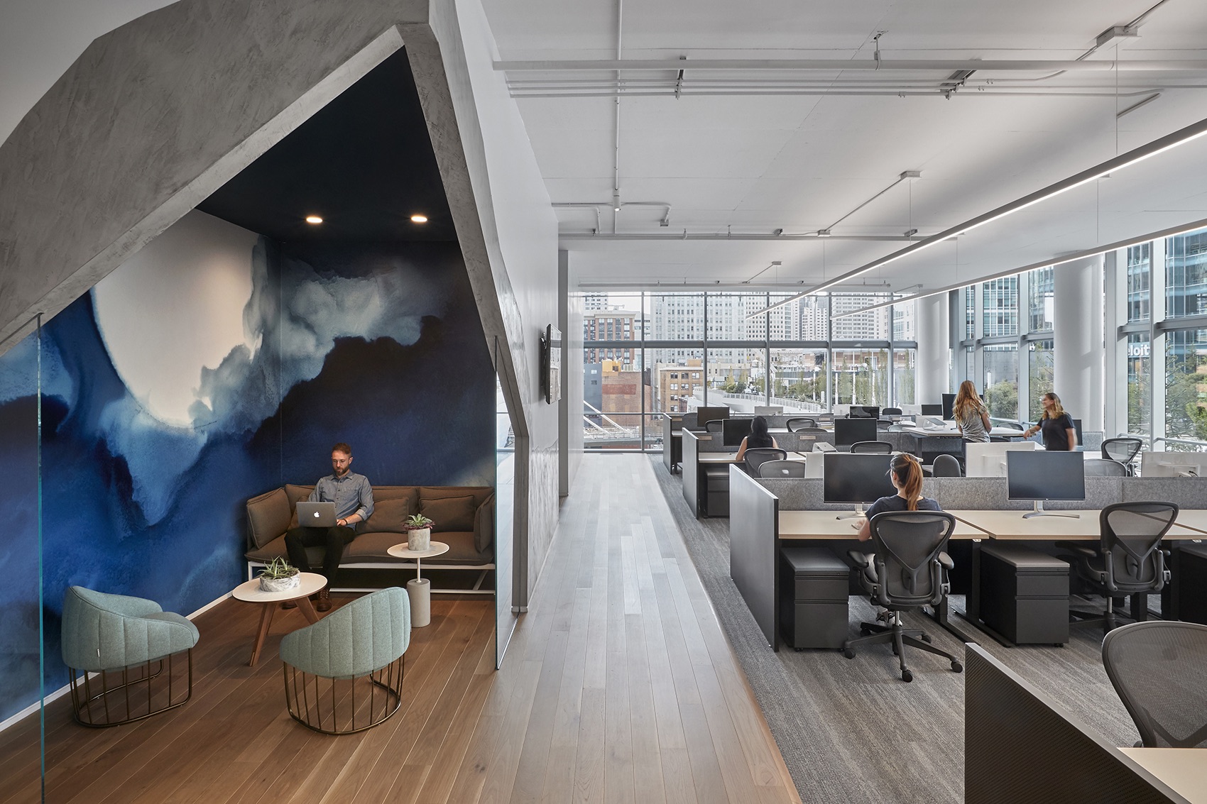 Open-plan workspace slack-office-san-francisco-2