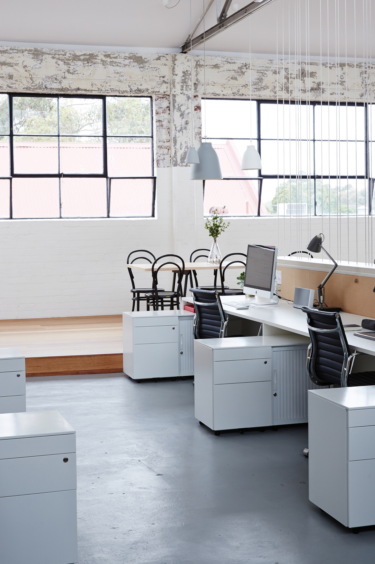 Workspaces studio-sisu-office-4