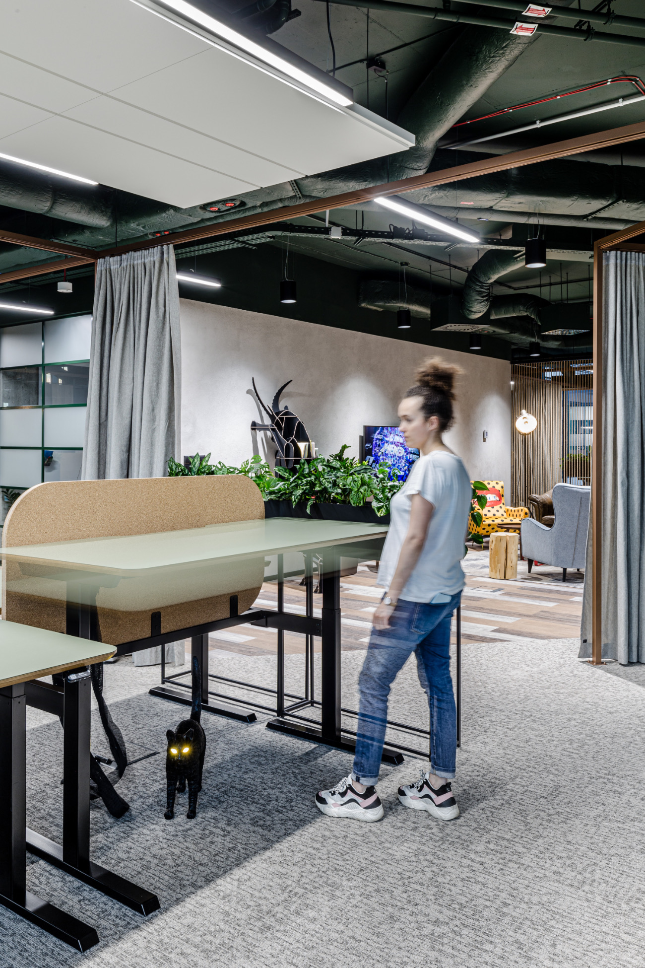 Standing desks syzygy-warsaw-office-11