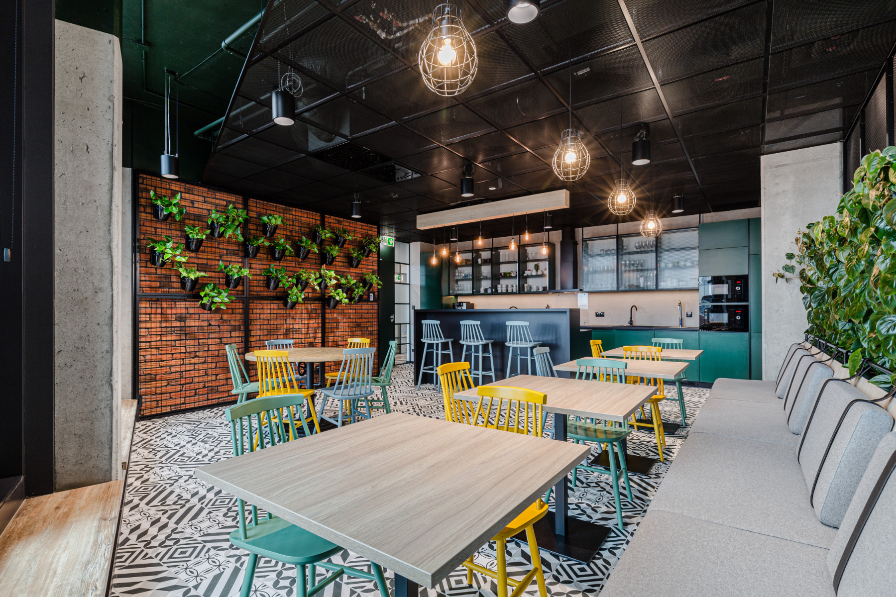 Kitchen / Café syzygy-warsaw-office-7