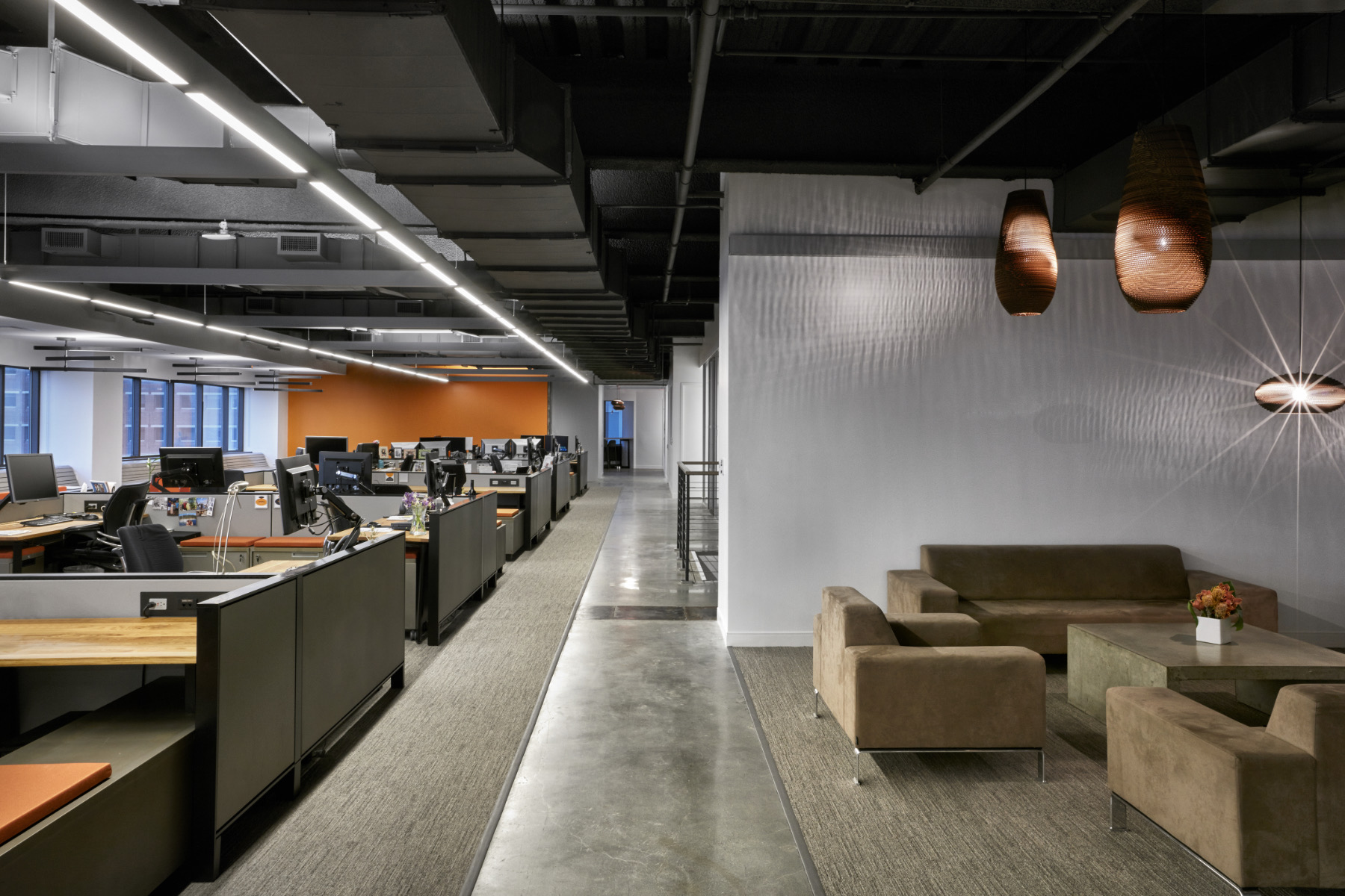 Open-plan workspace the-bloc-office-4