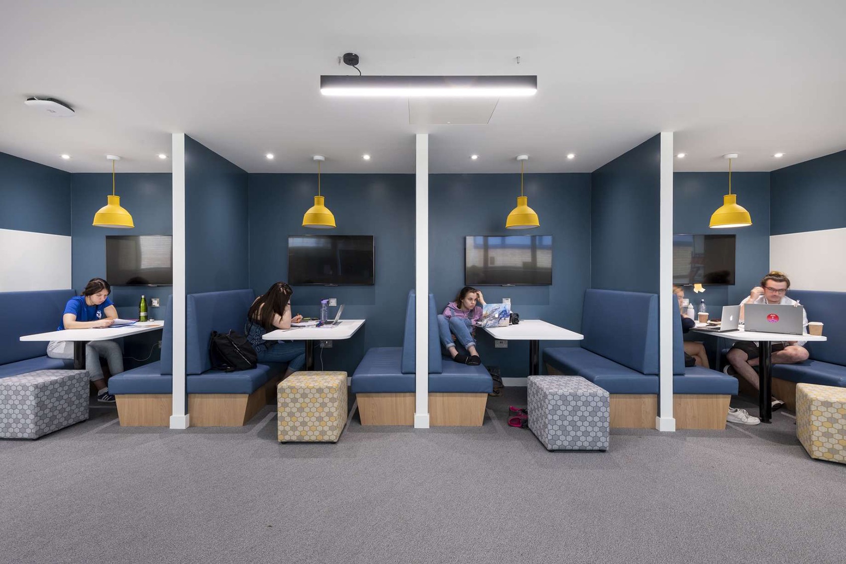 Working pods university-of-surrey-office-5