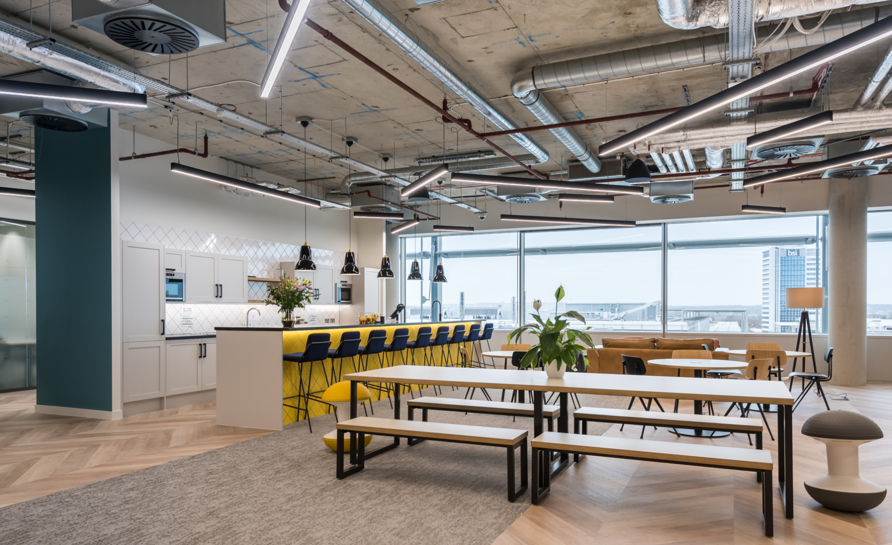 Communal space venture-x-london-coworking-space-2