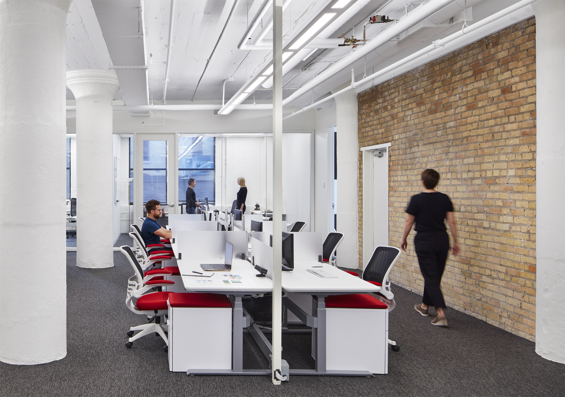 Workstations yamamoto-minneapolis-office-11
